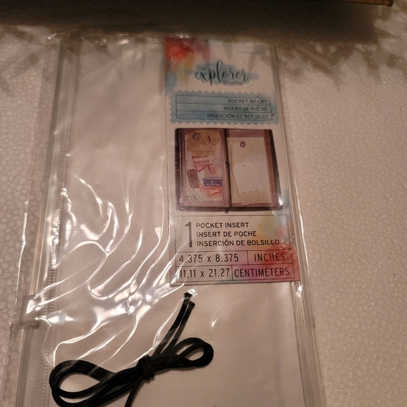 Notebooks and Folders - Picture 3 of 3